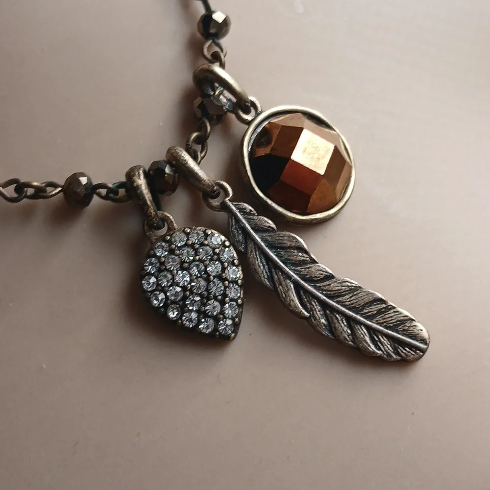 Amazing Lucky Brand Necklace Coppery Colors Feather Plus 2 Charms. Reversible - Picture 4 of 9